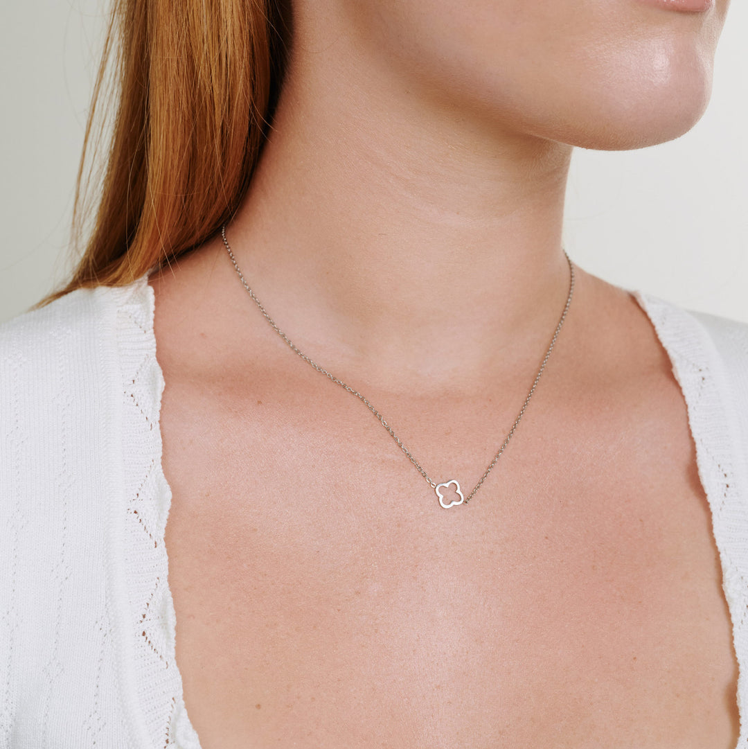 Tui - Clover Necklace Stainless Steel