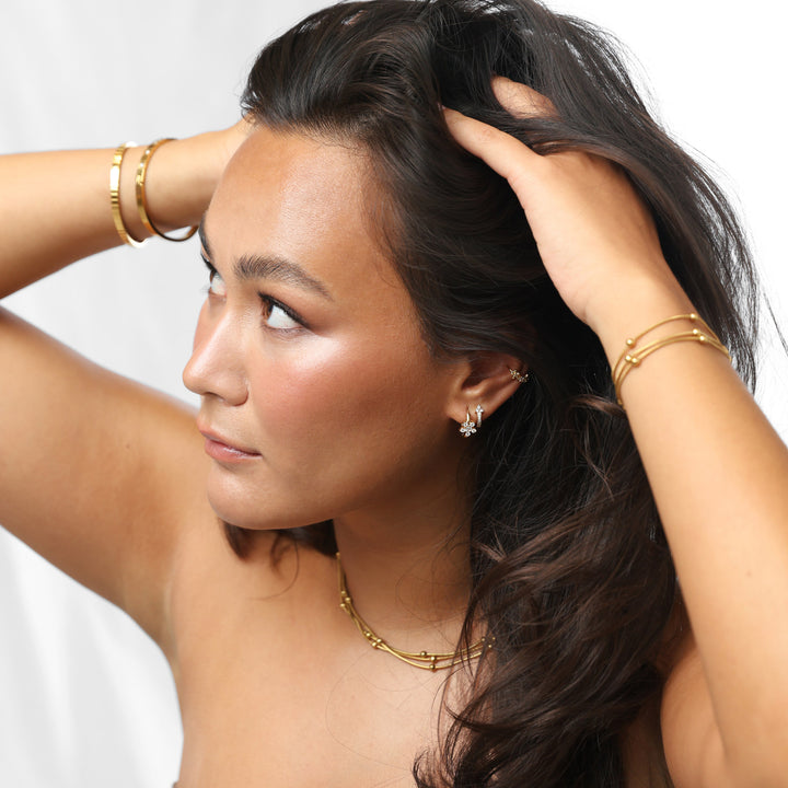 Georgie - Ear Cuff Blumen Edelstahl