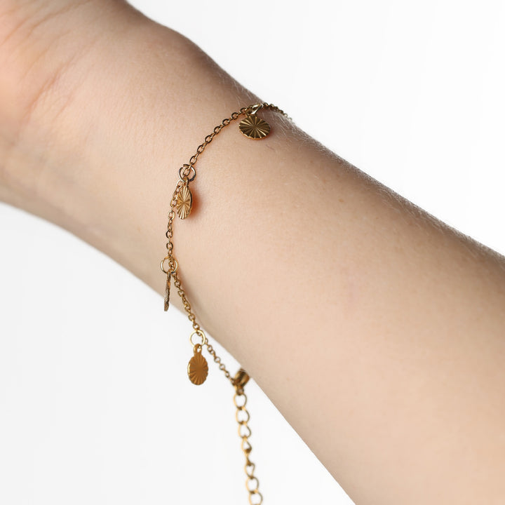 Liv - Münzanhänger-Armband aus Edelstahl