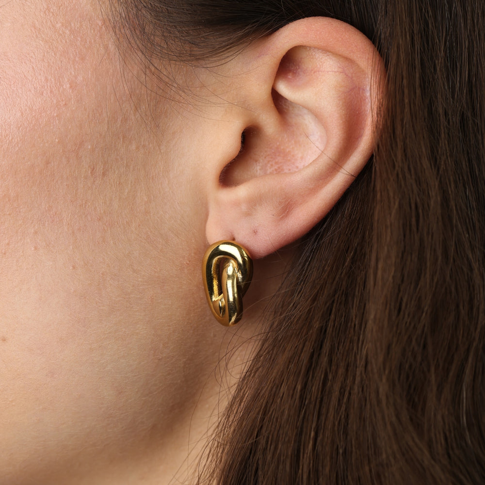 Rosa – Ohrringe mit Knoten aus Edelstahl, Gold | Timi of Sweden