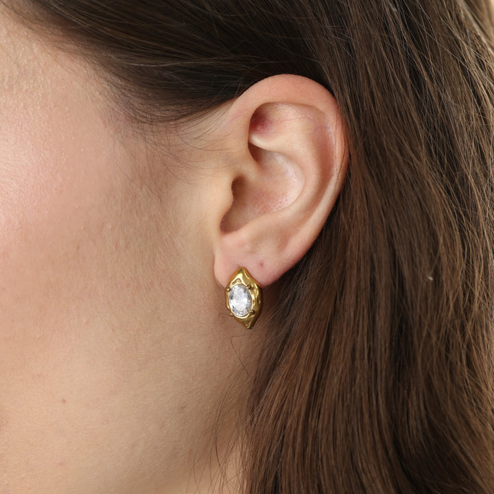 Azia – Kristall Ohrstecker aus Edelstahl, Gold | Timi of Sweden